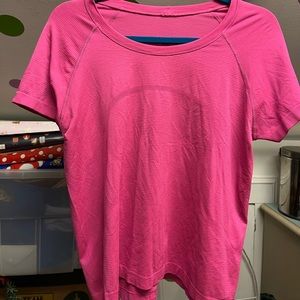 Lululemon pink swiftly short sleeve race length size 12